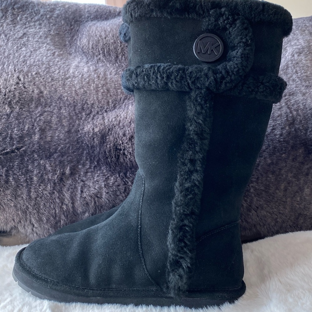 Michael Kors tall, black suede sheepskin lined boots women’s size 9